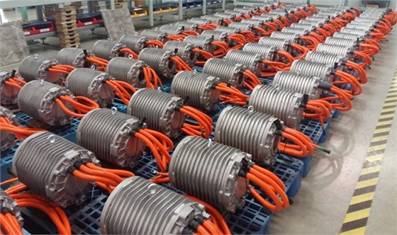 皖南電機(jī):YQC系列車(chē)用驅(qū)動(dòng)電機(jī)2 皖南電機(jī):YQC系列車(chē)用驅(qū)動(dòng)電機(jī)2