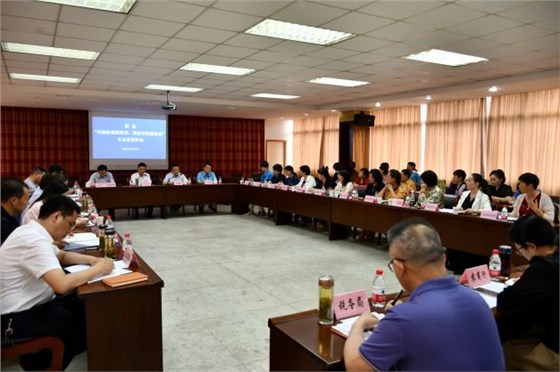 涇縣女企業(yè)家沙龍?jiān)谕钅想姍C(jī)舉行 涇縣女企業(yè)家沙龍?jiān)谕钅想姍C(jī)舉行